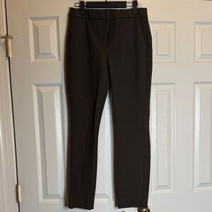 Women’s White House black market dress trousers slim ankle size 4